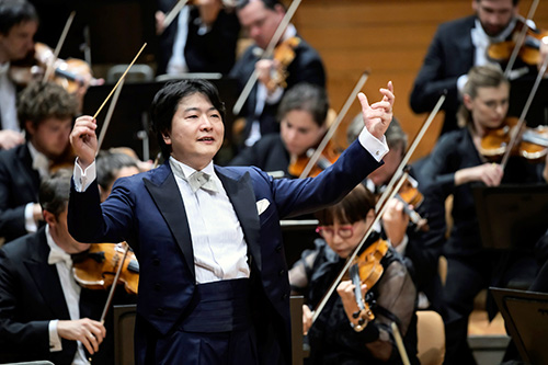 ベルリン・フィルを指揮する山田和樹